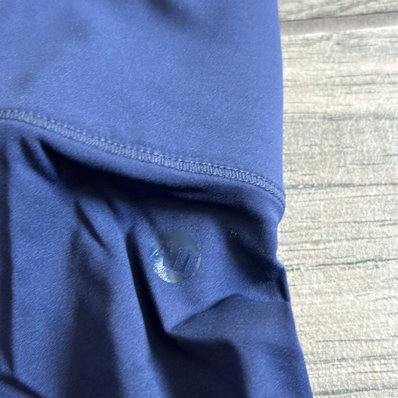 All access navy bike shorts - Picture 4 of 4